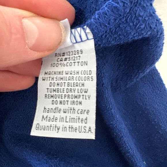 Michael Lauren Star Foil Travis Crop Pullover Color: Deep Blue Size SMALL - Picture 12 of 14